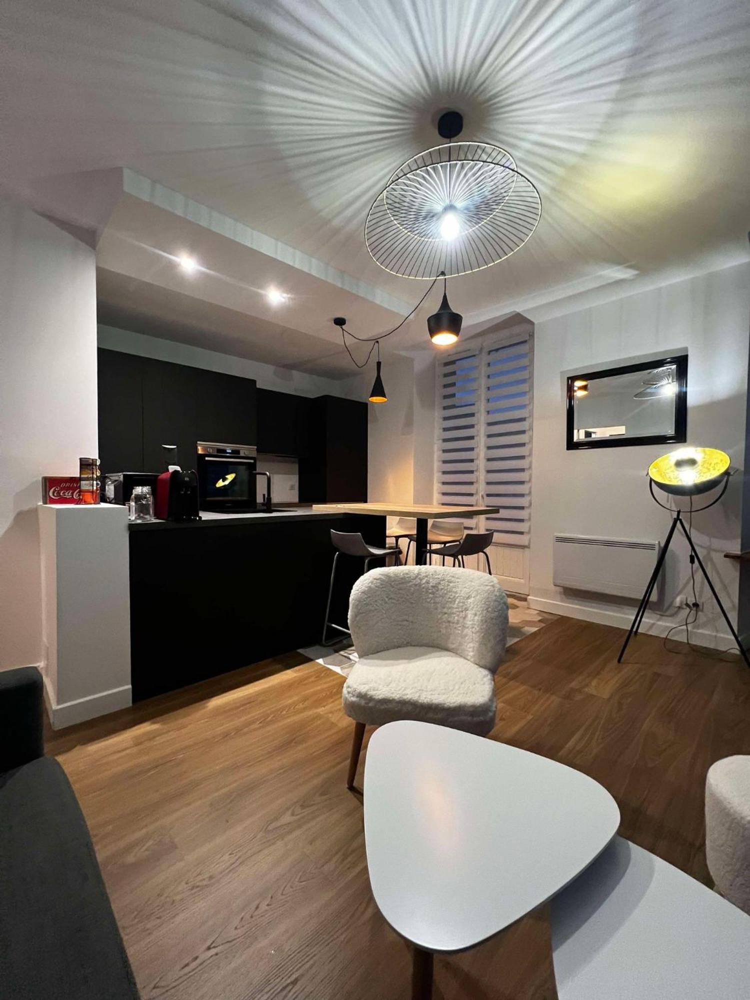 Appartement Le Flamboyant - Wifi - Central - Cosy Aix-les-Bains Exteriér fotografie